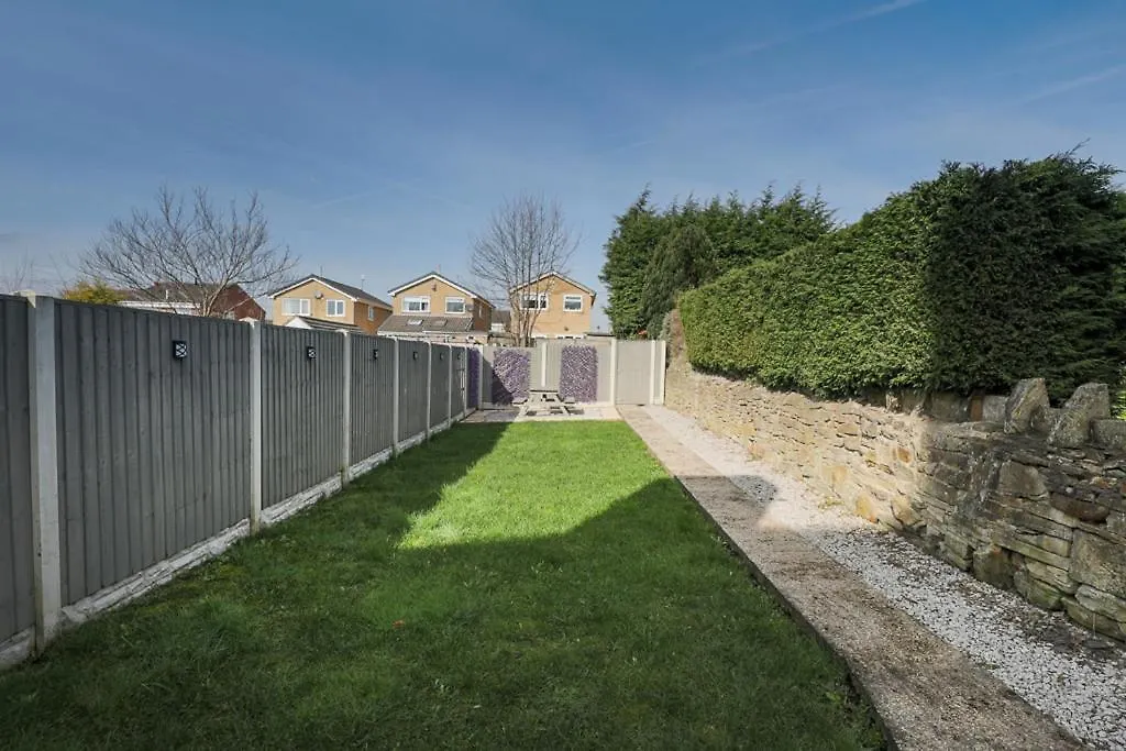 Modern Cozy Retreat-Family-Friendly-Near City & Peak District Sheffield Großbritannien