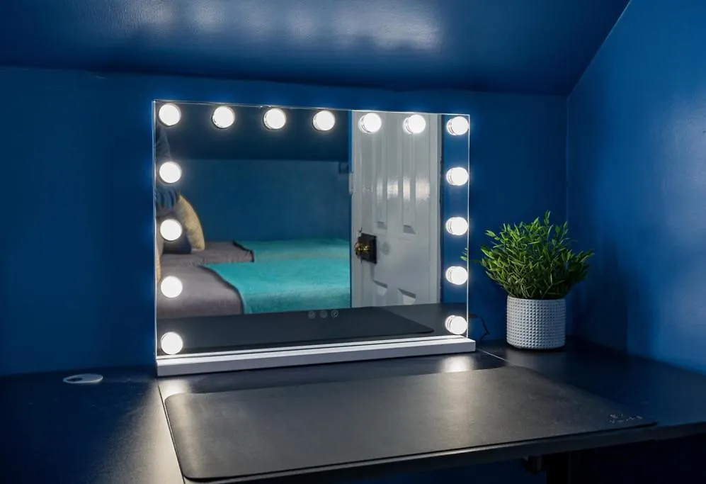 Modern Cozy Retreat-Family-Friendly-Near City & Peak District Sheffield Ferienhaus